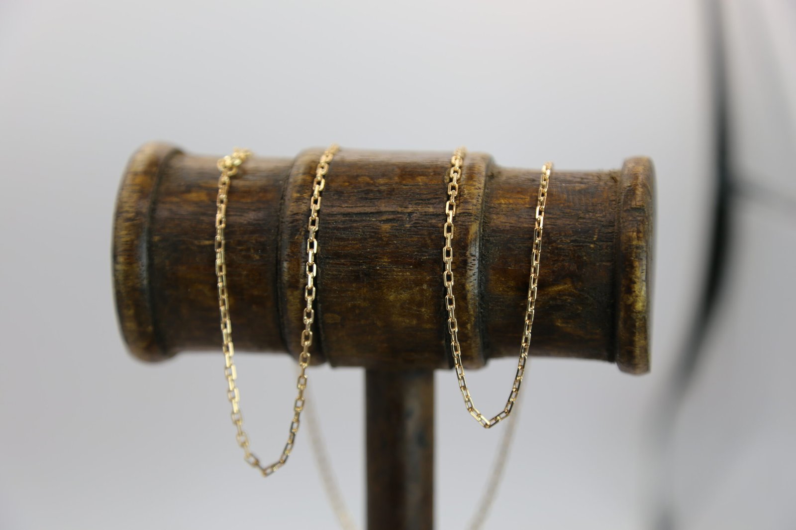 Cadena limada de oro 18k 50 cmts 4.18 gramos - Imagen 2