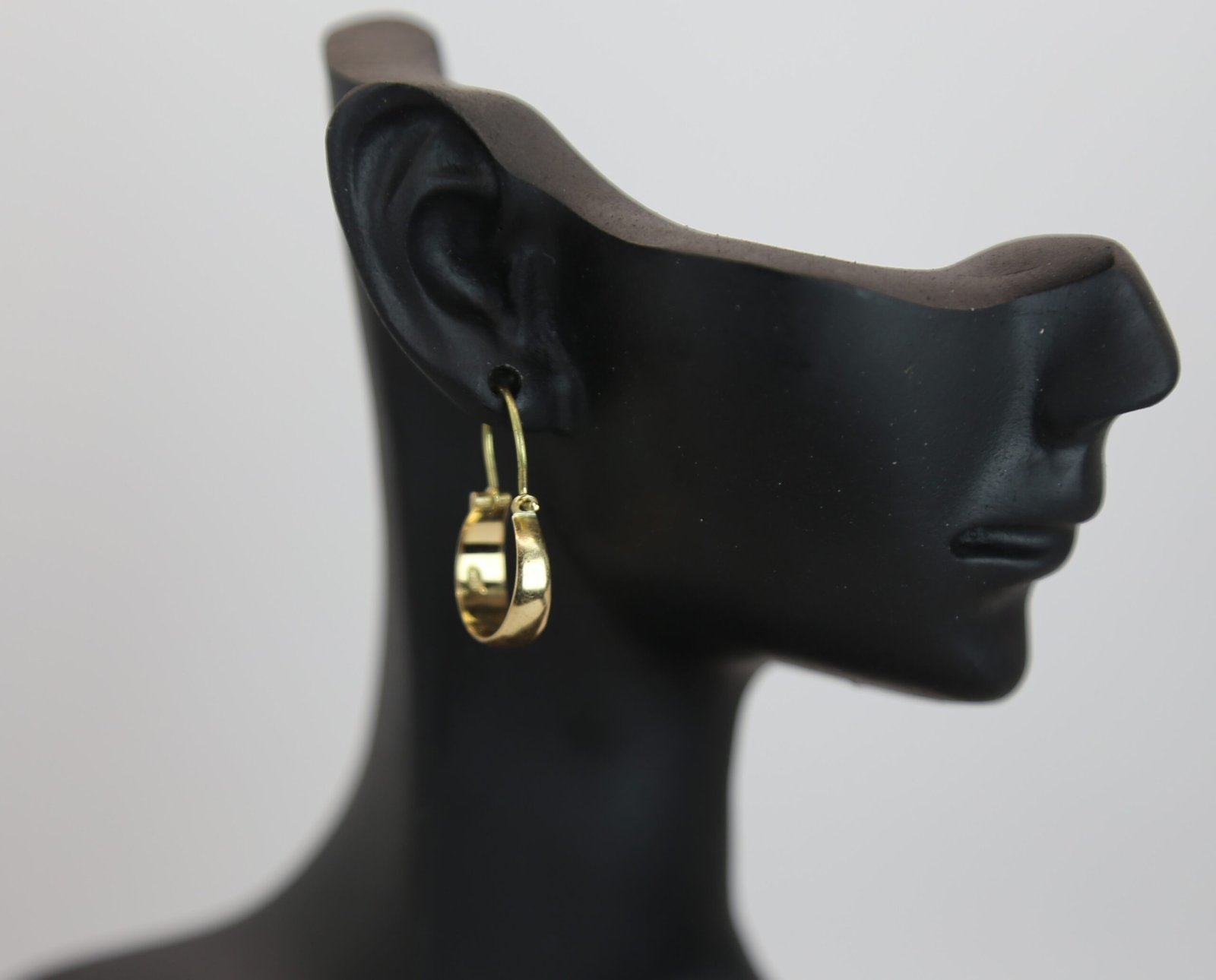 Aro bote #2 oro18k 1.77 gramos